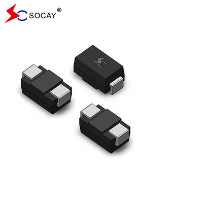 L'appareil est équipé d'un capteur de tension transitoire SMD de 400 W 6V SMAJ6.0CA, diodes TVS bidirectionnelles