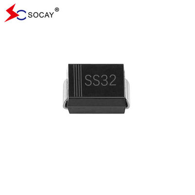20VRRM Diode de barrière de Schottky SS32B Monture de surface VRMS 14V SMB Package