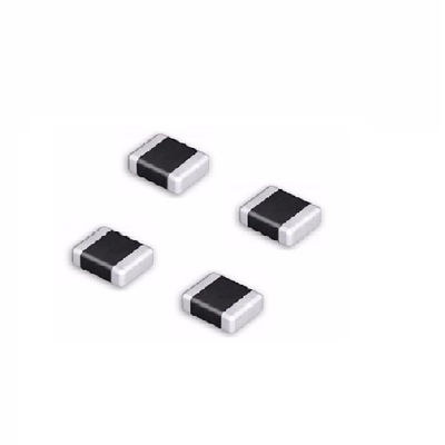 Chip NTC Thermistor pour une puissance électrique de précision de 100 mW à 25 °C Conforme à la RoHS