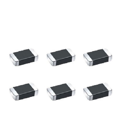 Chip NTC Thermistor pour une puissance électrique de précision de 100 mW à 25 °C Conforme à la RoHS