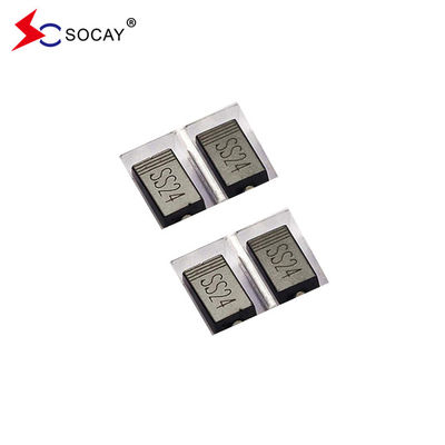 DO-214AC SMA Package Diode de barrière Schottky 40V 2A Réducteur de basse tension pour les performances