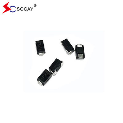 100A courant de surtension de pointe Diode Schottky SS38A dans le paquet DO-214AC pour des performances de circuit stables