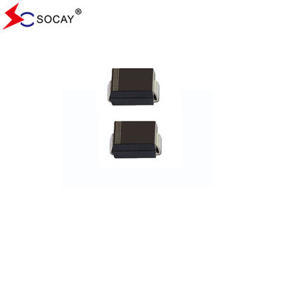 Voltage de blocage maximal de 30 V Diode Schottky SS23B avec courant de surtension de pointe de 50 A dans le paquet SMB